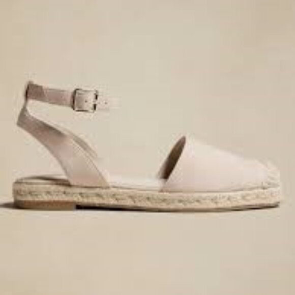NWOT Banana Republic Closed Toe Espadrilles in Oyster Pearl - Picture 1 of 2